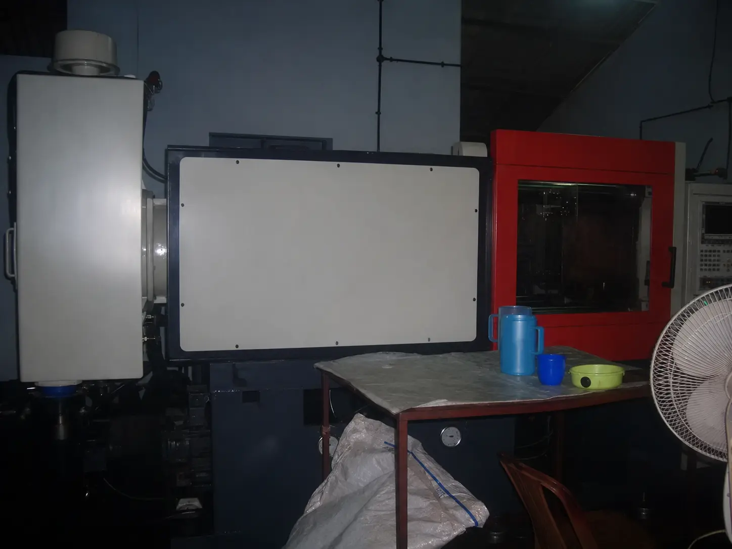 Injection molding machine